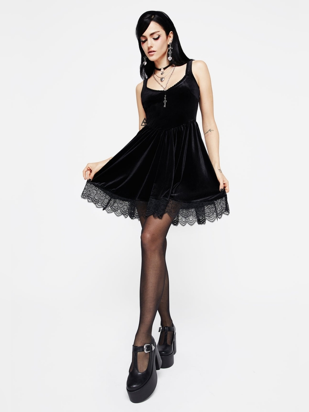 Disturbia Renaissance Platform Mary Jane Heels - Picture 9 of 9